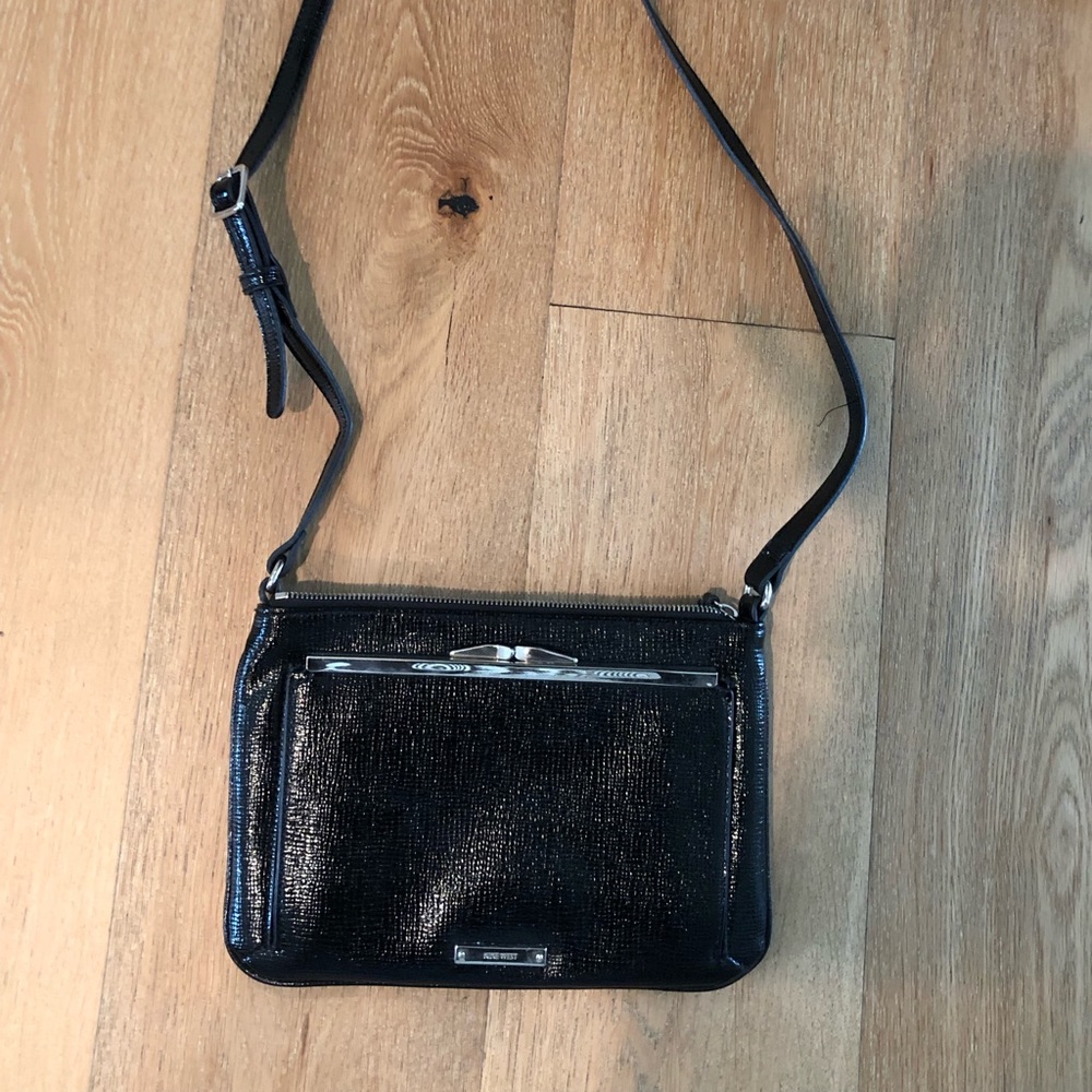 Practically new Nine West crossbody handbag